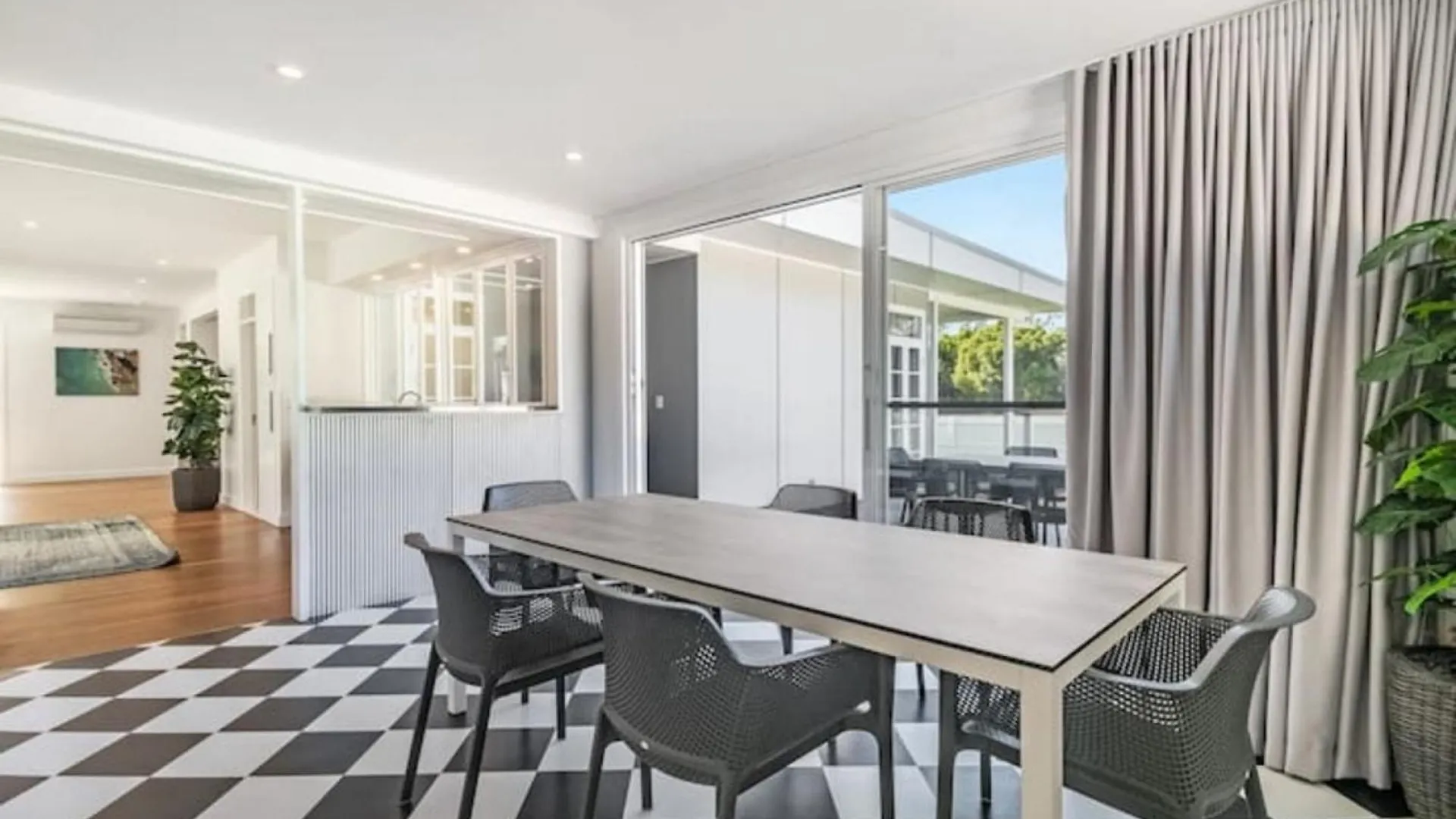 Holiday home Exquisite 5-Bedroom Coastal Haven In Byron Bay Australia